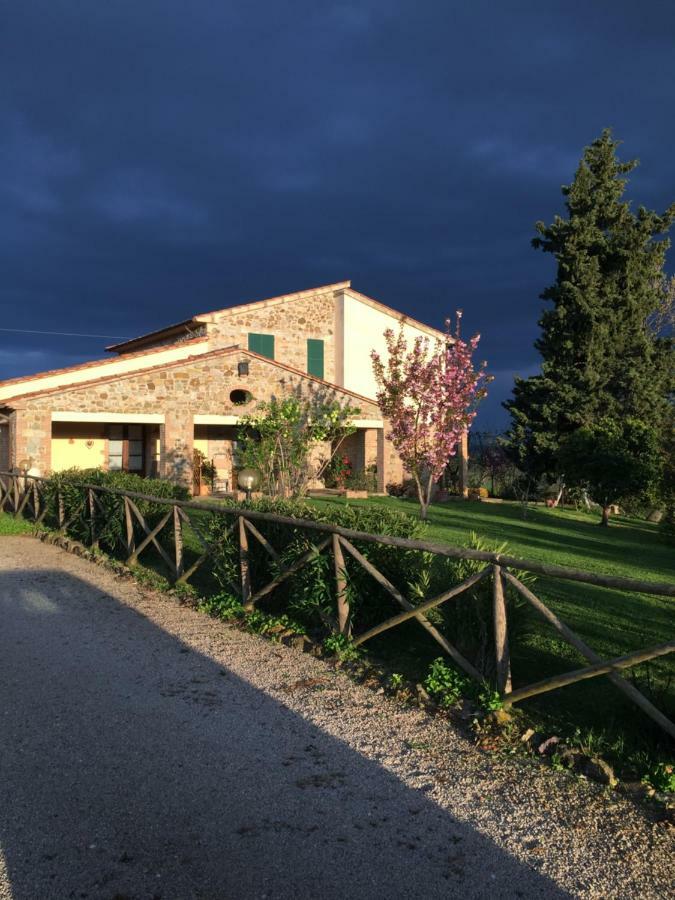 Agriturismo Podere Micitto Usi Ngoại thất bức ảnh